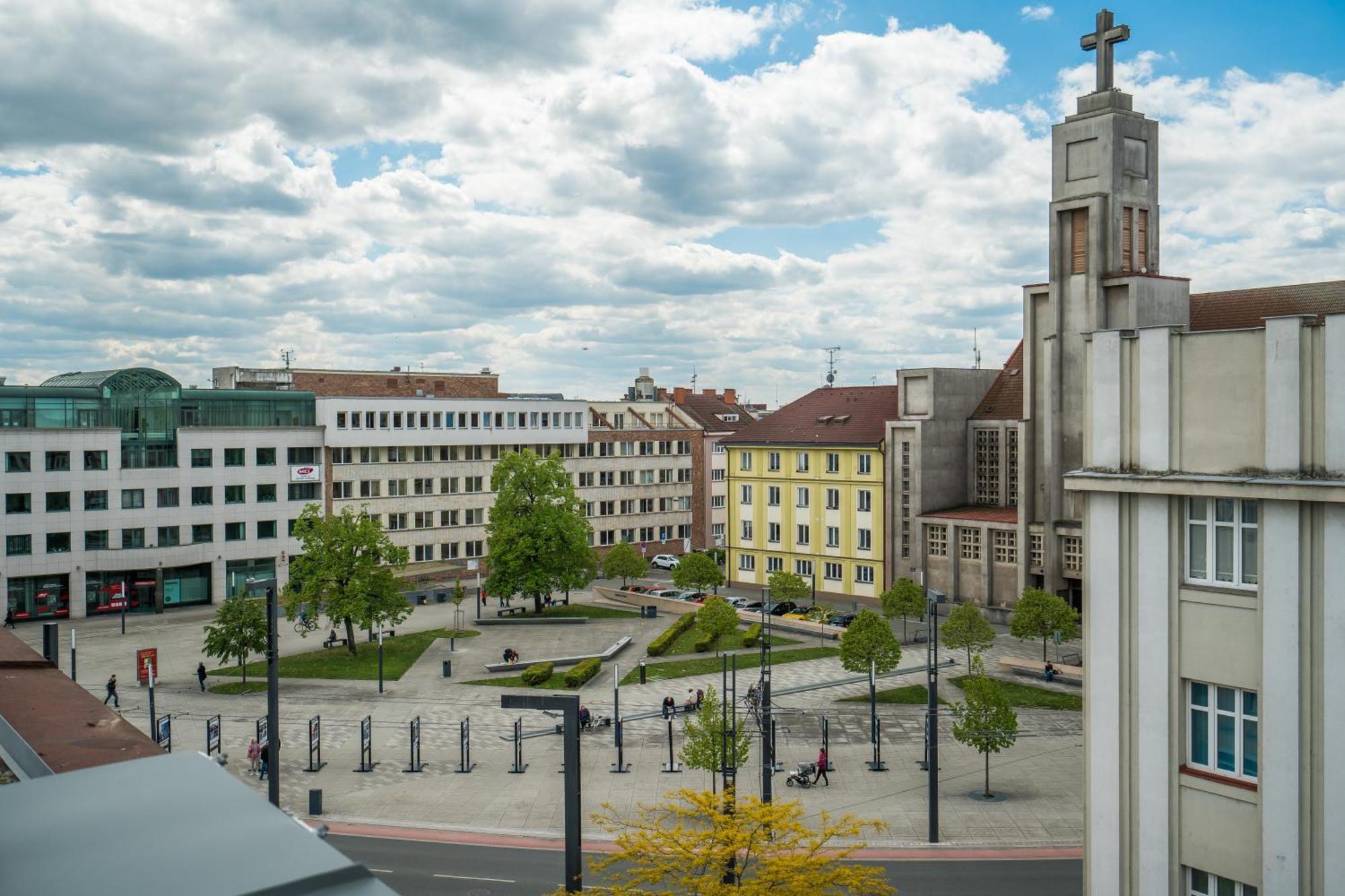 Ferienwohnung Perla Hradce Hradec Králové Exterior foto
